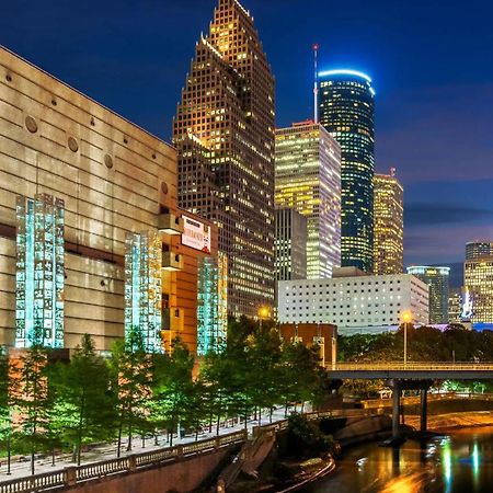 Ferienwohnung Urban Oasis Your Perfect Getaway In The Heart Of Downtown! Houston Exterior foto