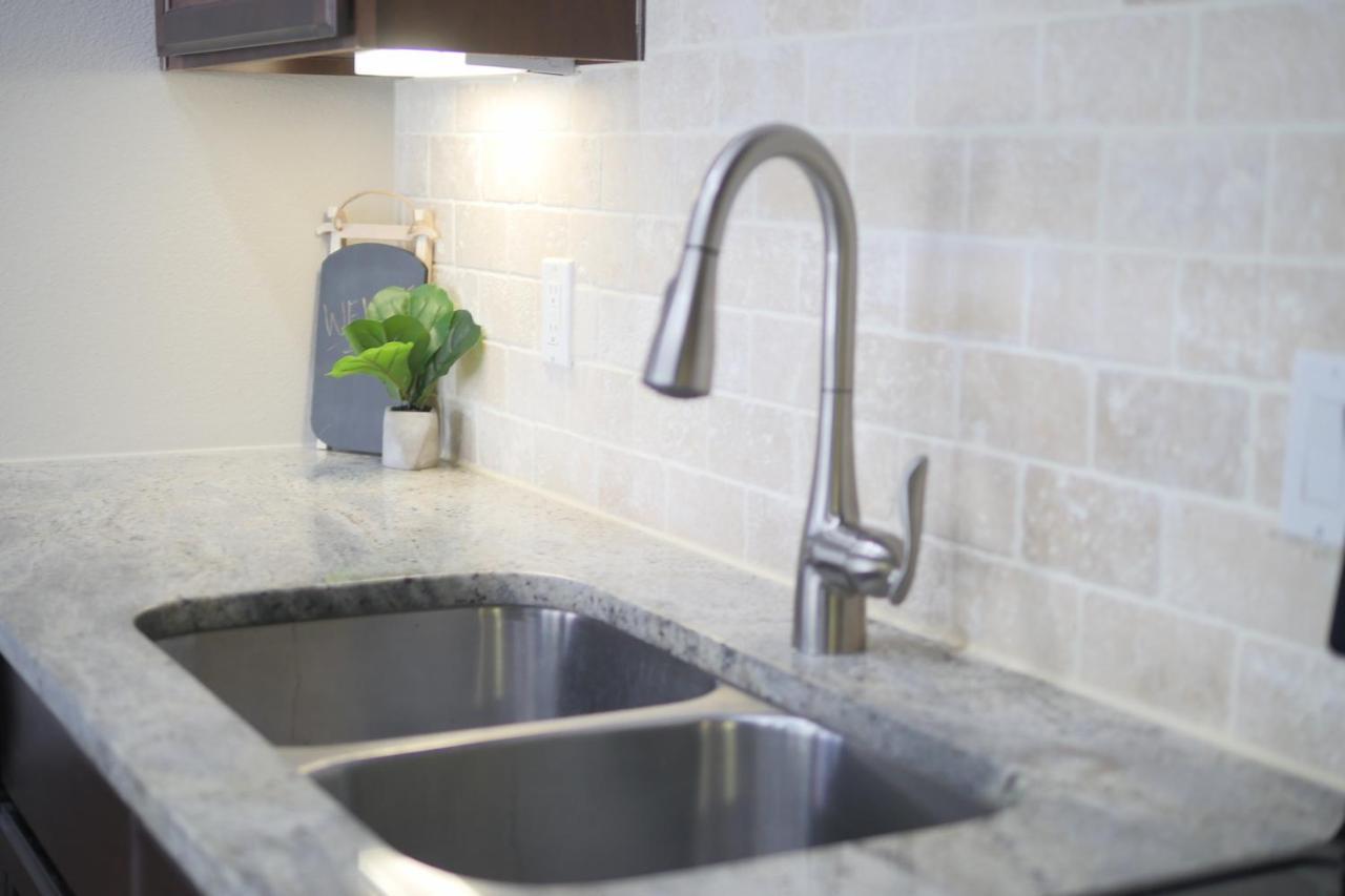 Ferienwohnung Urban Oasis Your Perfect Getaway In The Heart Of Downtown! Houston Exterior foto