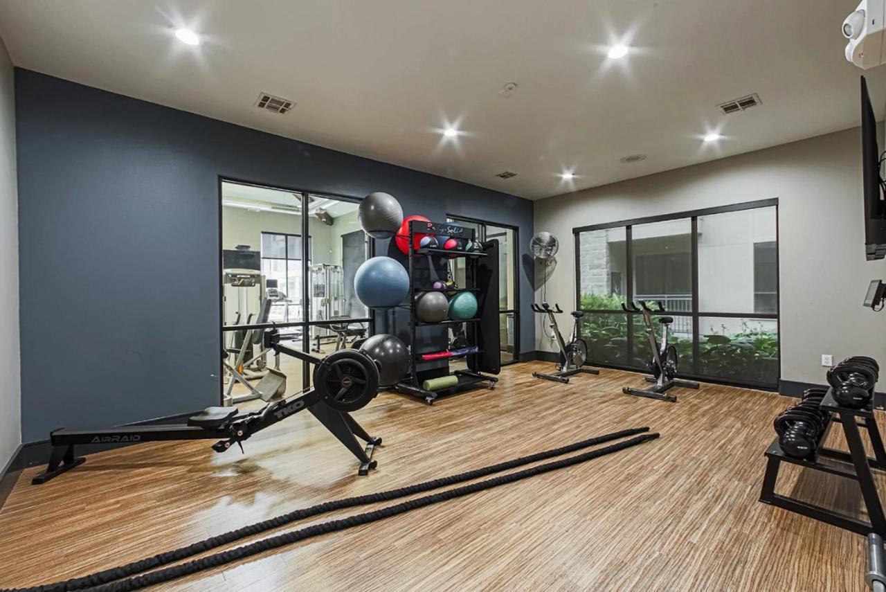 Ferienwohnung Urban Oasis Your Perfect Getaway In The Heart Of Downtown! Houston Exterior foto